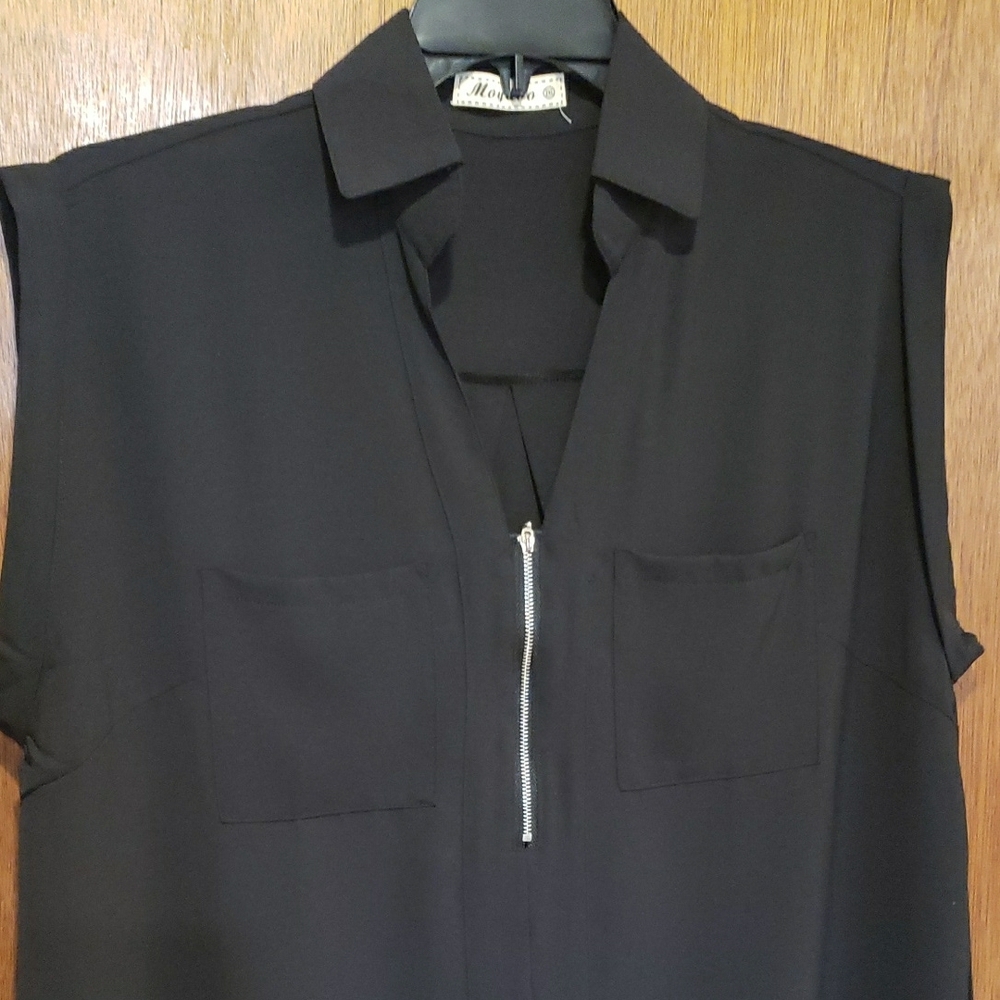 Women's Black Sleeveless Zip-Front Blouse - Picture 4 of 11